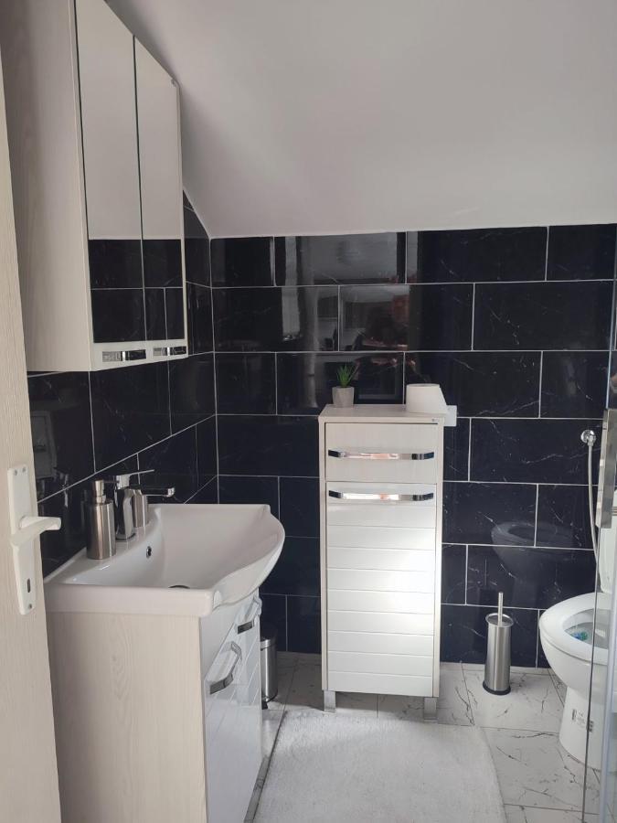 Apartman Flora Vrdnik Exterior photo