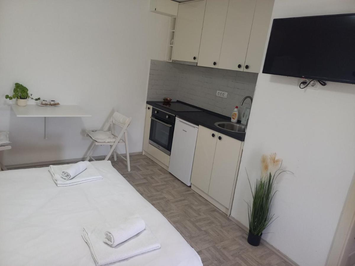 Apartman Flora Vrdnik Exterior photo